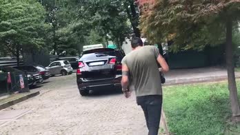 Milan, Theo Hernandez alla Madonnina per le visite mediche