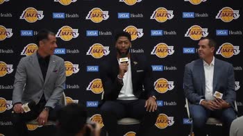 NBA, Davis: "Ho scoperto dello scambio da Instagram"