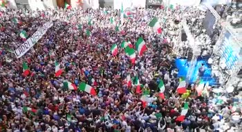 VIDEO Il sit-in di Fdi e Lega a Montecitorio dall'alto