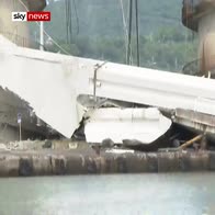 Moment of Taiwan bridge collapse