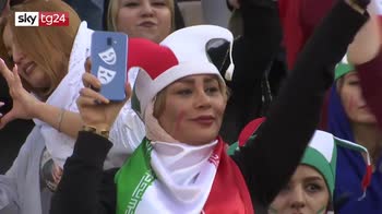 Iran, la prima volta delle donne allo stadio