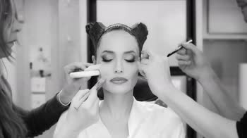 video-maleficent-2-angelina-jolie-make-up