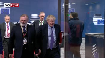 Brexit, rinviato voto su accordo, deluso Johnson