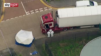 ERROR! Regno Unito, trovati 39 cadaveri dentro un container di un camion