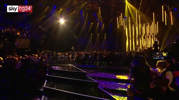 X Factor live: apre Lewis Capaldi, Enrico viene eliminato