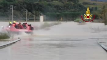 VIDEO Maltempo, fiume ingrossato nel Grossetano