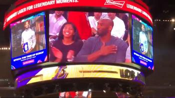 NBA, l'ovazione dello Staples Center per Kobe Bryant