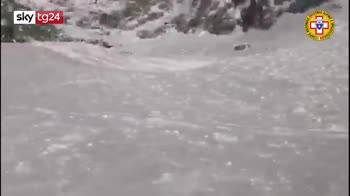 Valanga Monte Bianco, tragedia a Punta Helbronner, morti 2 sciatori