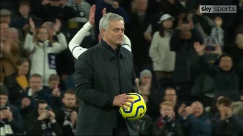 Mourinho gives match ball to Parrot