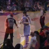 NBA, Kobe Bryant saluta Luka Doncic e LeBron James