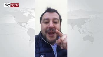 Gaffe di Salvini su Fb: "Spagna concesse porto sicuro a Madrid"