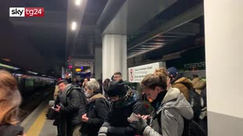 Coronavirus, ultimo treno da Milano verso il Sud