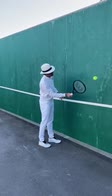 VIDEO. federer-tennis-palleggi-cappello