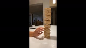 video-dzeko-jenga-instagram