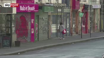 Fase 2 Francia: riaprono negozi, cautela su scuole