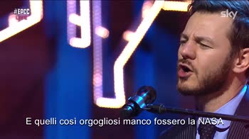 VIDEO EPCC, Alessandro Cattelan canta âCe la faremoâ
