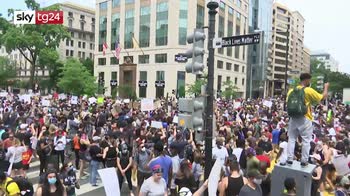 George Floyd, migliaia di persone protestano a Washington