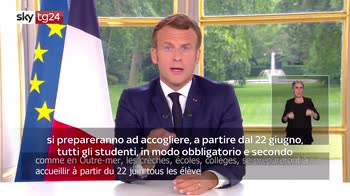 Macron: dal 22 giugno aperte le scuole in Francia