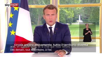 Macron: dal 5 giugno tutta la Francia è zona verde