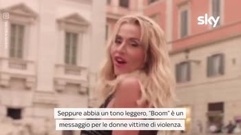 VIDEO Valeria Marini: "Boom", la sua canzone per lâestate