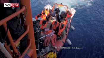 Ocean Viking, sbarcheranno a Porto Empedocle i 180 migranti