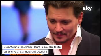 VIDEO Johnny Depp, messaggio con il sangue per Amber Heard