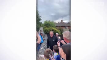 Bielsa greets Leeds fans outside his house