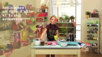 Conserva melanzane sott'olio, la video ricetta di Camilla