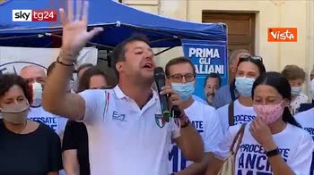 Scuola, Salvini: Azzolina va mandata a casa