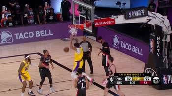 NBA, i 43 punti di Anthony Davis contro Portland (gara-5)