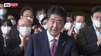 Chi è il nuovo premier designato, Yoshihide Suga