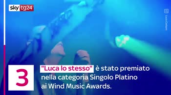 VIDEO Le migliori canzoni di Luca Carboni