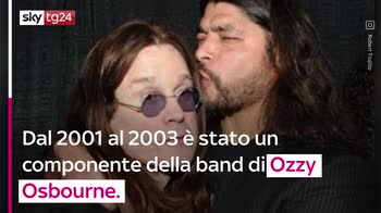 VIDEO Chi è Robert Trujillo, il bassista dei Metallica