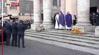 Addio al batterista Stefano D’Orazio, i funerali a Roma