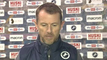 Rowett 'disappointed' after fans boo taking of the knee