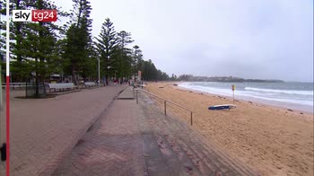 Australia, imposto lockdown nelle spiagge di Sydney