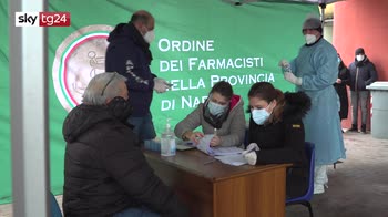 Campania, esauriti vaccini. In periferia tampone gratis