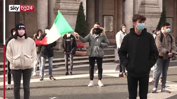 Roma, protesta dei licei al Campidoglio