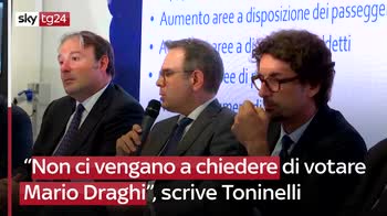 Toninelli contro Draghi: “Ci siamo annientati a lavorare”