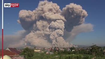 Indonesia: nuova eruzione del vulcano Monte Sinabung