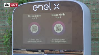 Auto elettriche, a Roma il primo store Enel X per ricarica ultrafast