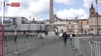 Roma, controlli anti-assembramento in centro