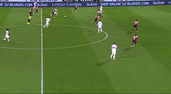 Cagliari-Juventus, Bernardeschi salta tutti