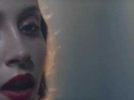 VIDEO - Maddalena debutta con Anxiety Is A Modern Cliché