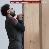 Liverpool, Salah fa free climbing in palestra: il video