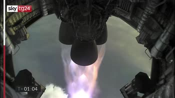 SpaceX, la Starship SN11 esplode in atterraggio