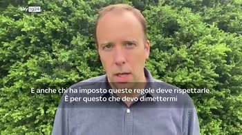 Scandalo Hancock, ministro della Salute Uk si dimette