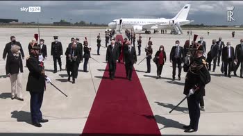 Mattarella a Parigi, prima visita dopo stop Covid