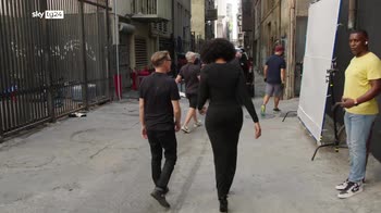 On the Road, il backstage del calendario Pirelli a firma Bryan Adams