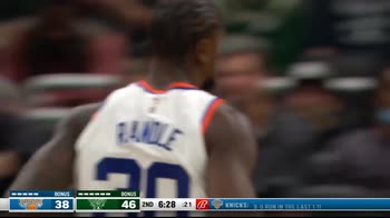 NBA, i 32 punti di Julius Randle contro Milwaukee